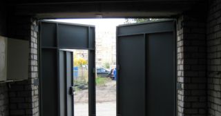 Купить гаражные ворота распашные Губкин, цена от 3935 руб.